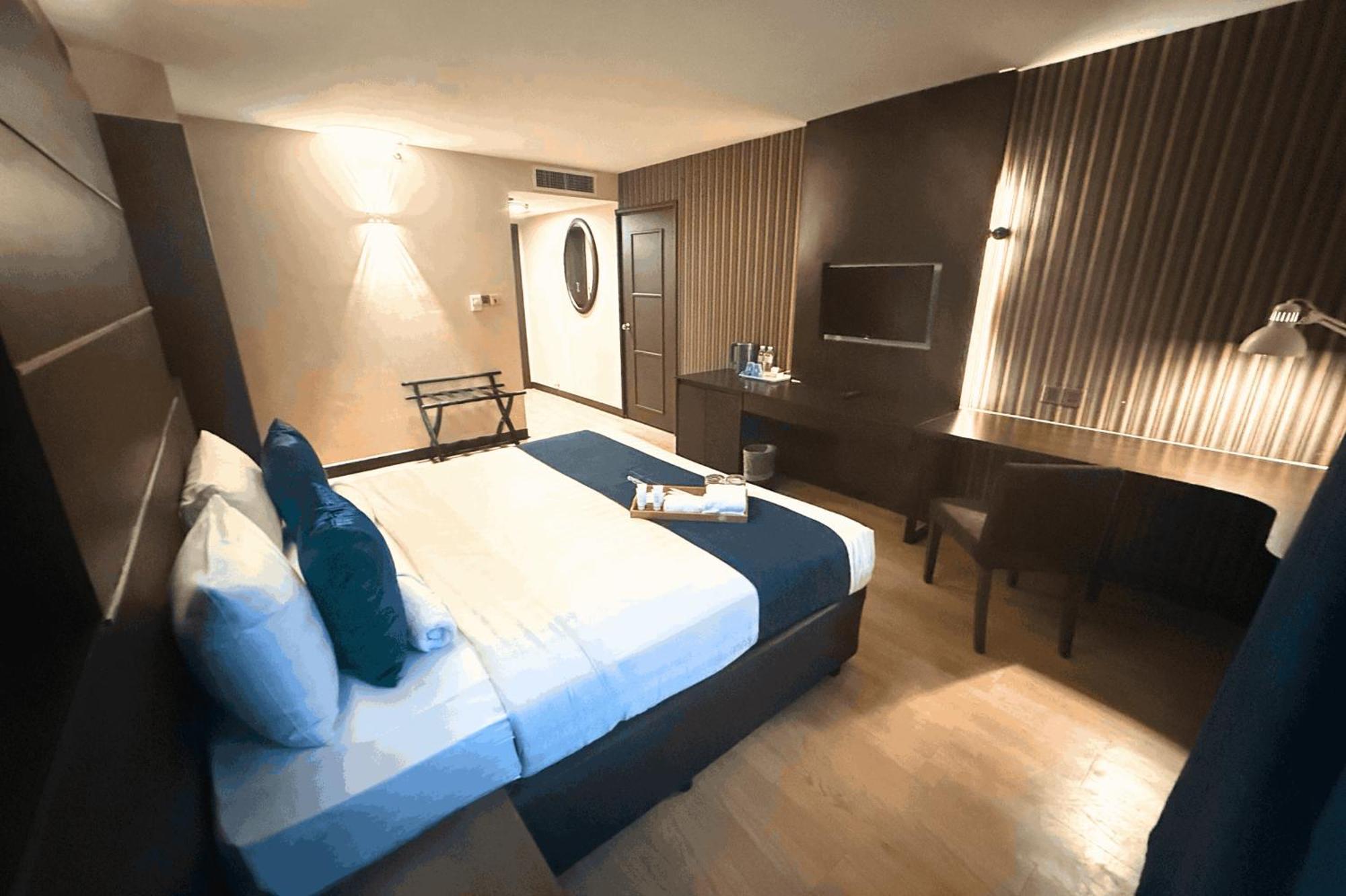 Howard Johnson By Wyndham 118 Hotel Kuala Lumpur