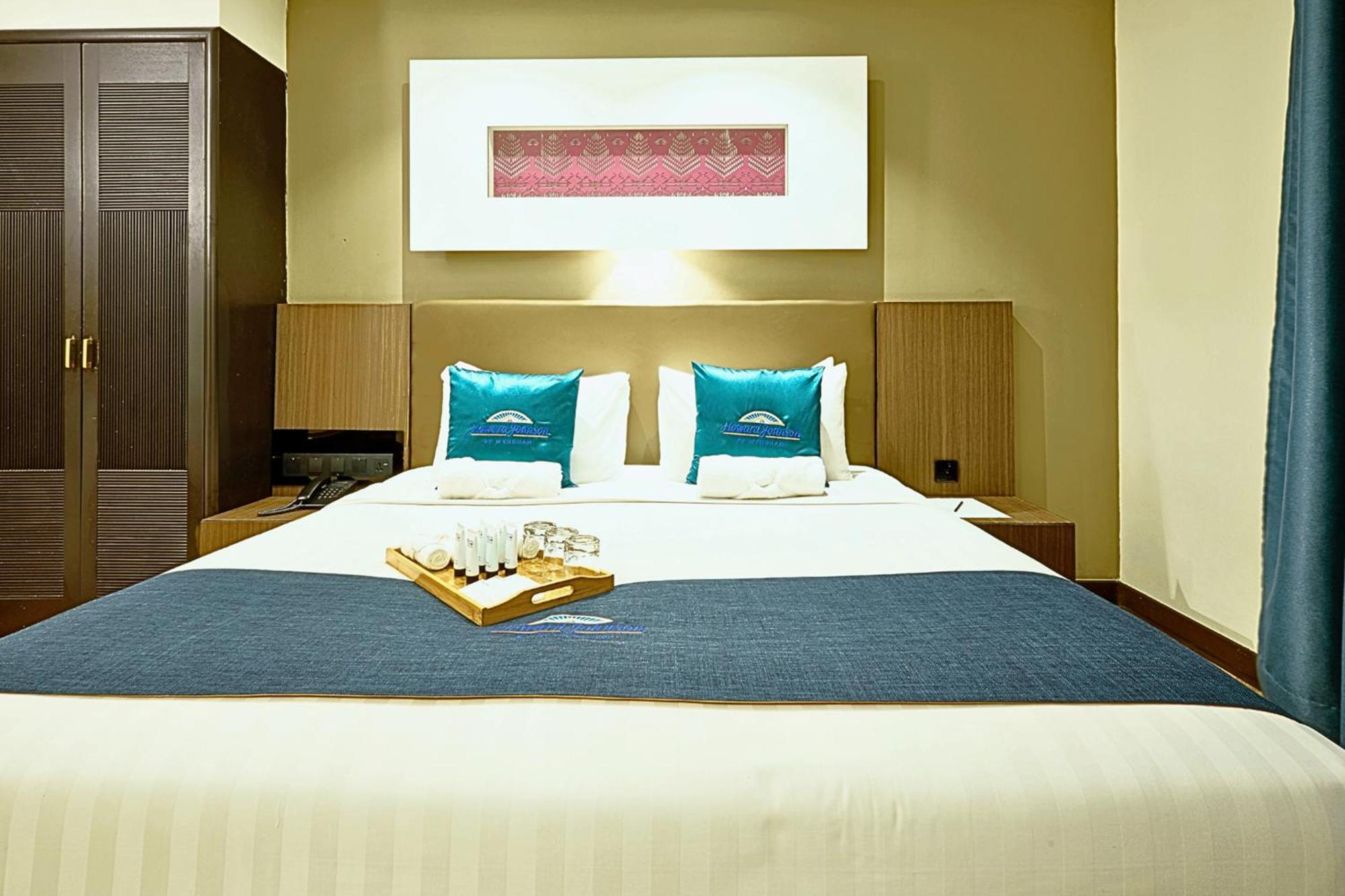 Hotel Howard Johnson By Wyndham 118 *