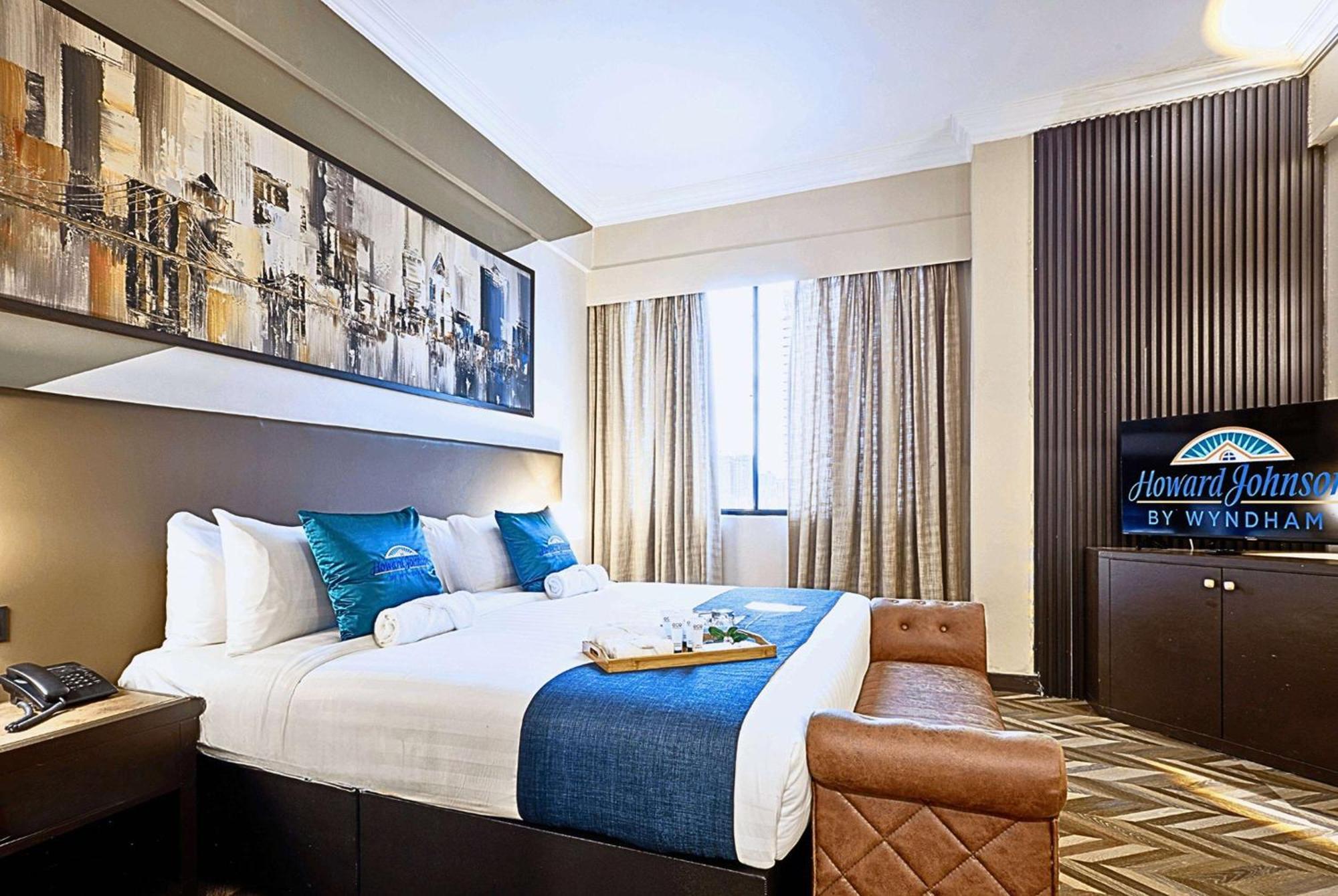 Hotel Howard Johnson By Wyndham 118 *