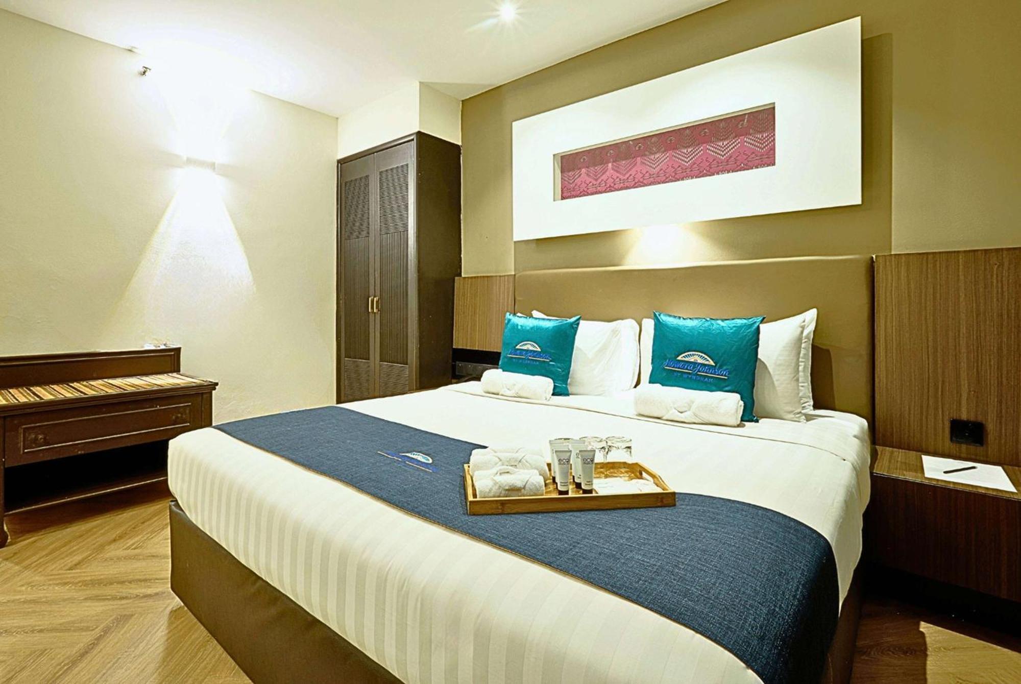 Howard Johnson By Wyndham 118 Hotel Kuala Lumpur
